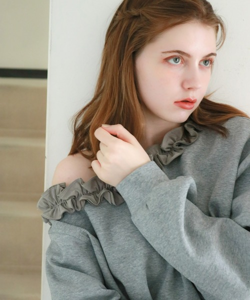 mic by Olu. トレーナー スウェット ラッフルネックスウェット