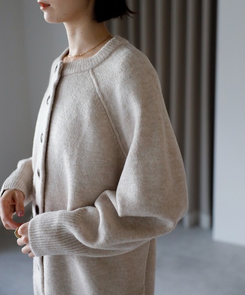 新品未使用Adonisisカーディガン amini カーディガン 「2025 AW」もちもちニット ラグランスリーブ