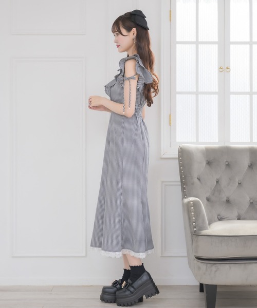 【限定価格！familiar 2点】チェック柄フリル付きワンピース&ブラウス クチュールバイロジータ ワンピース 肩フリルチェックワンピース