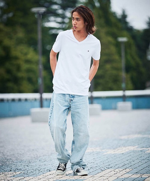 tシャツ 「オンライン限定」トミーヒルフィガー ワンポイントロゴVネックオーバーサイズTシャツ メンズ レディース | TOMMY HILFIGER | 08