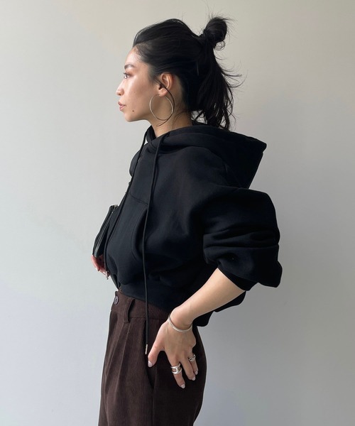 wee9s（ウィークス） パーカー egg short hoodie / エッグショート