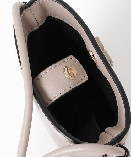 GANNI ショルダーバッグ バッグ Ganni Bou Crossbody ガニー