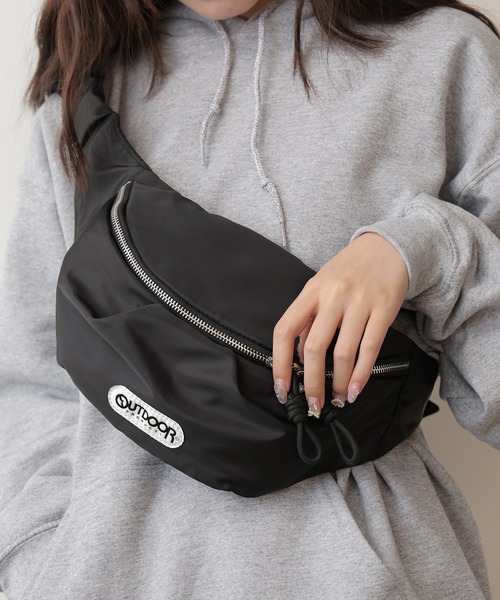 新品未使用　OUTDOOR ウエストポーチ  FLAGSTUFF  ウエストバッグ F-LAGSTUF-F（フラグスタフ）の「F-LAGSTUF-F × OUTDOOR PRODUCTS