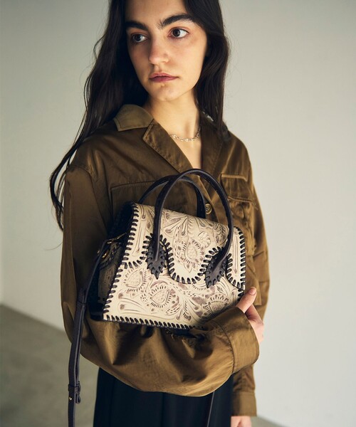 CARVING TRIBES ショルダーバッグ バッグ MINI FinuRei レディース