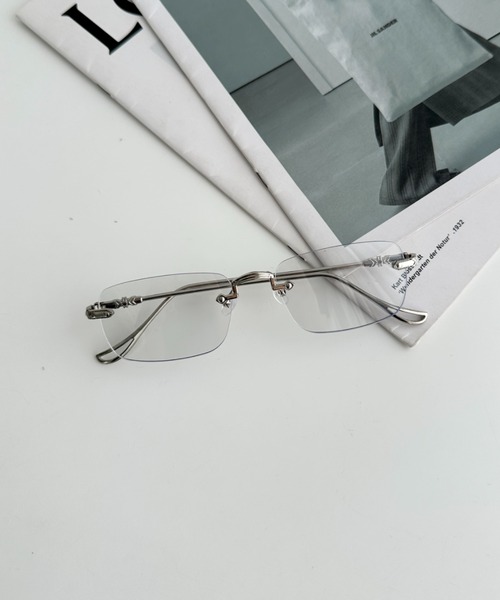 伊達メガネ メガネ 眼鏡 紫外線に当たるとレンズカラーが変わる ノン