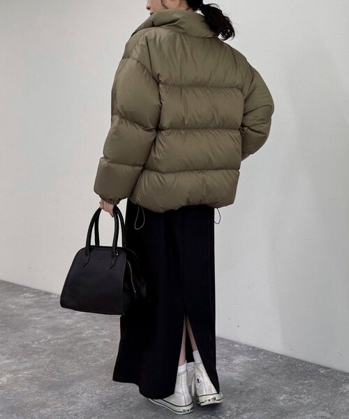 トラディショナルウェザーウェア軽いダウン　ベージュカーキ　未使用美品 トラディショナルウェザーウェア軽いダウン ベージュカーキ 未使用美品