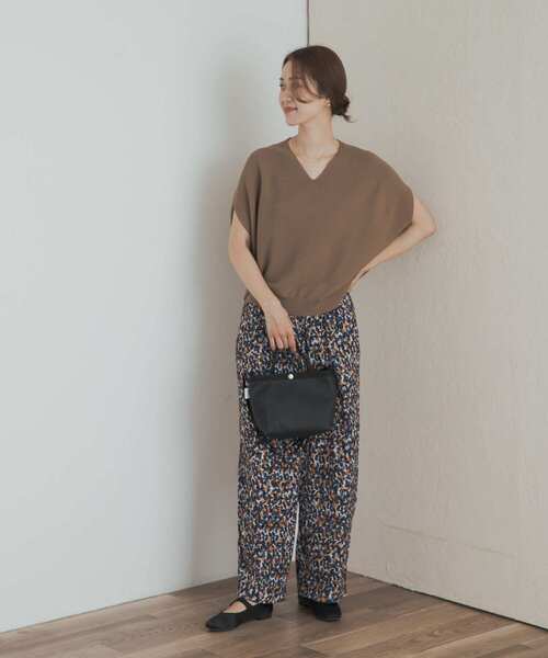 URBAN RESEARCH DOORS（アーバンリサーチドアーズ） ニット セーター V