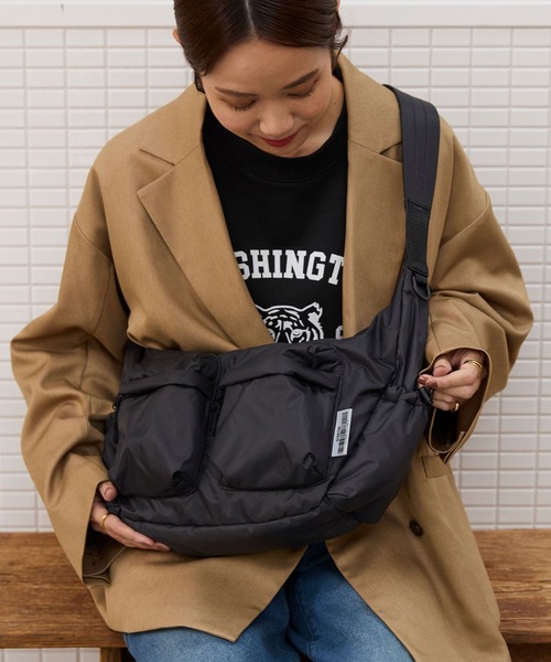 KiU（キウ） ショルダーバッグ バッグ 別注 撥水 マルチポケット