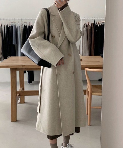 コート チェスターコート ダブルボタン×ベルト付きのチェスターコート