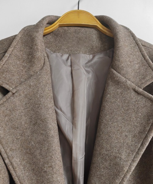 コート チェスターコート ダブルボタン×ベルト付きのチェスターコート