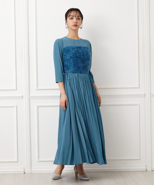 「AIMER」 7分袖ワンピース MEDIUM オフホワイト レディースの画像