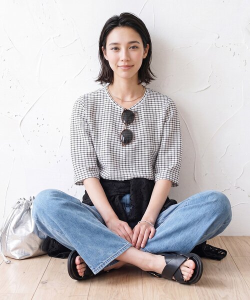 tシャツ 「UVケア／吸汗速乾」チェック柄タックボリュームスリーブトップス レディースの画像