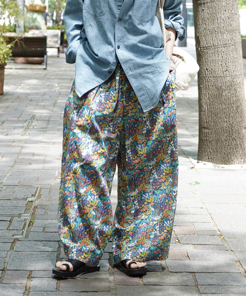 ジャーナルスタンダードラックス　花柄カジュアルパンツ JOURNAL STANDARD LUXE（ジャーナルスタンダード ラックス） パンツ