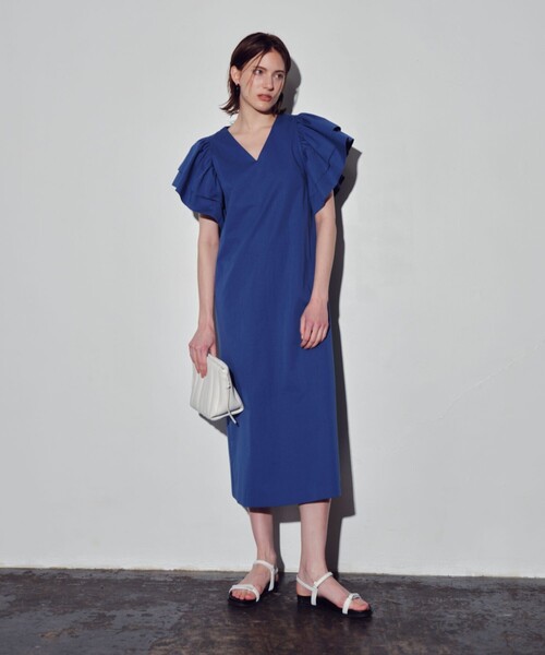 ○【新品未着用品】allureville ギャザーワンピース allureville ワンピース コットンサテンギャザースリーブVネック