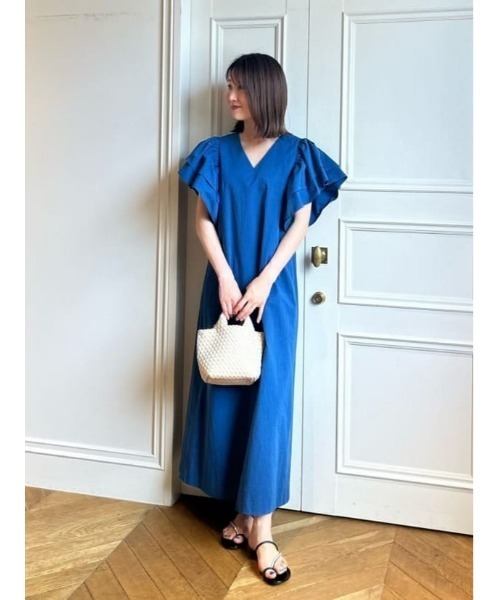 Vネック 半袖ワンピース Cathie ☆ SUNCOO ワンピース】 Vネック ギャザー 半袖ワンピース – MADOECHO