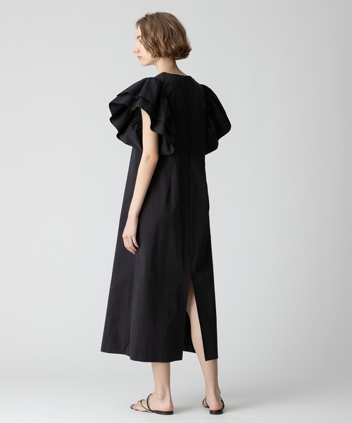 allureville ワンピース コットンサテンギャザースリーブVネック