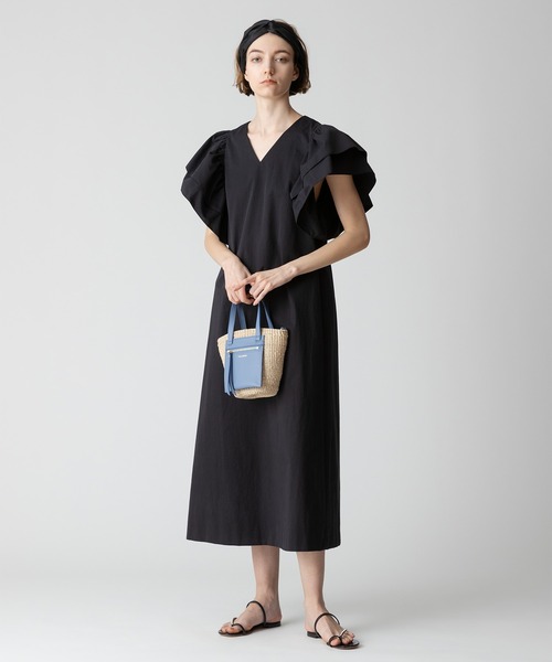 allureville ワンピース コットンサテンギャザースリーブVネック