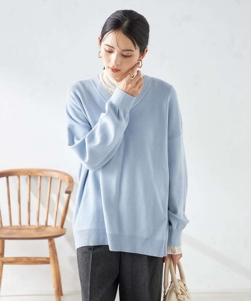 a.v.v（アー・ヴェ・ヴェ） ニット セーター ゆるVネックニット