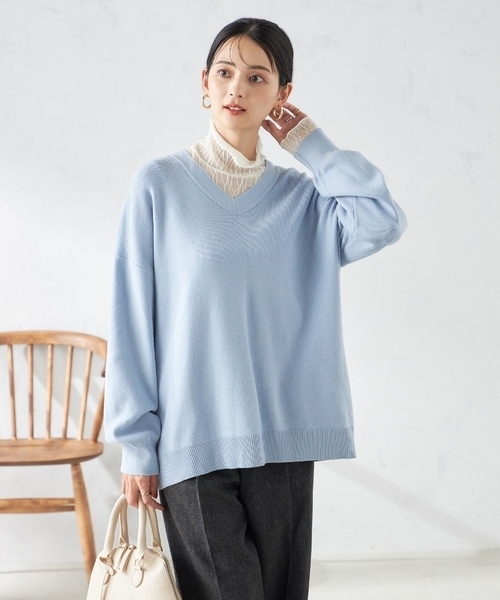 美品♪アドーア ウールVネックニットプルオーバー 38 パープル 8分袖 日本製 a.v.v（アー・ヴェ・ヴェ） ニット セーター ゆるVネックニット