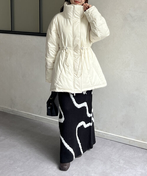 Thevon（ゼヴォン） ダウンコート ダウンジャケット ウエストドロスト