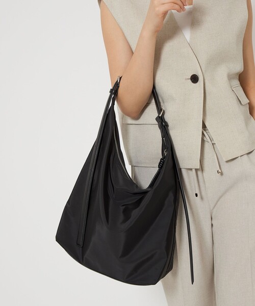 週末値下！HVNF green label relaxing 黒ショルダーバッグ green label relaxing ショルダーバッグ バッグ ダブルバックル