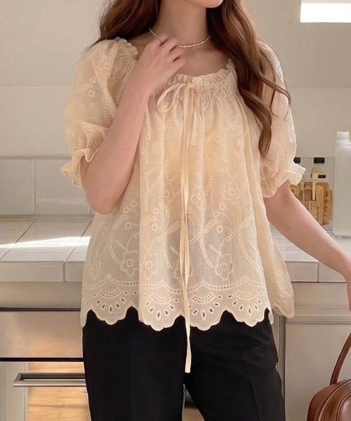 ブラウス シャツ 半袖 アイレットレース パフスリーブ レディース