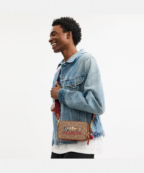 web限定セール PEANUTS PEANUTS」チャーター X 「COACH ショルダーバッグ トップス