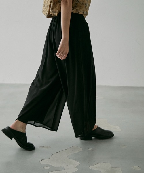 パンツ ROMIO Side pleated half pants Side Folded Half Pants(1 DARK GREY): STUDIOUS: WOMENS