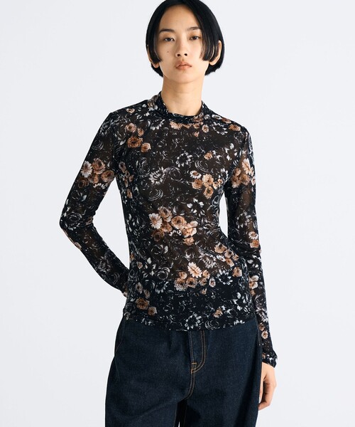 ヘンネ　ブラック ロゴプリント シアートップス Edition（エディション） tシャツ シアープリント ハイネックトップ