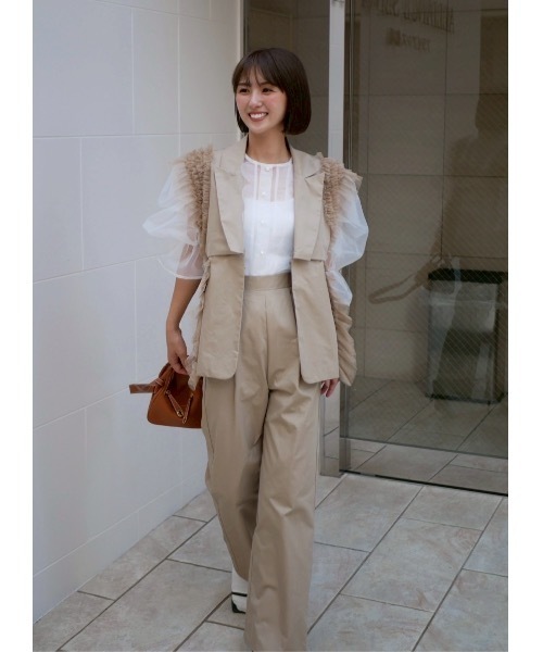 新品タグ付き
Phenix フェニックス ウエア上下 BeBeoD（ベベッド） パンツ タックデザインストレートパンツ