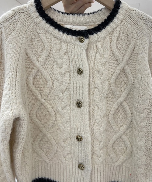 coruru 　BURBERRY LONDON ケーブルニット　カーディガ チェックラベル ウールカーディガン (ブラック) | Burberry®公式サイト