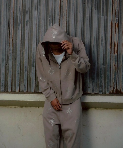 UNKNOWN LONDON（アンノウンロンドン） パーカー A