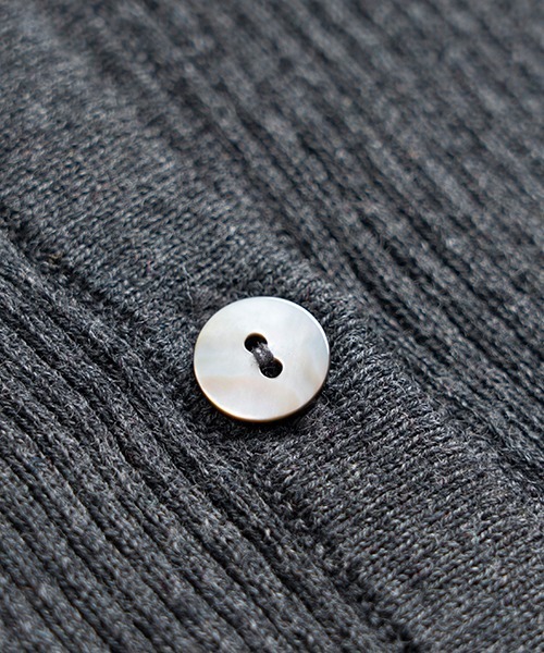 「D」 ニットカーディガン MEDIUM ブラウン レディース_画像3