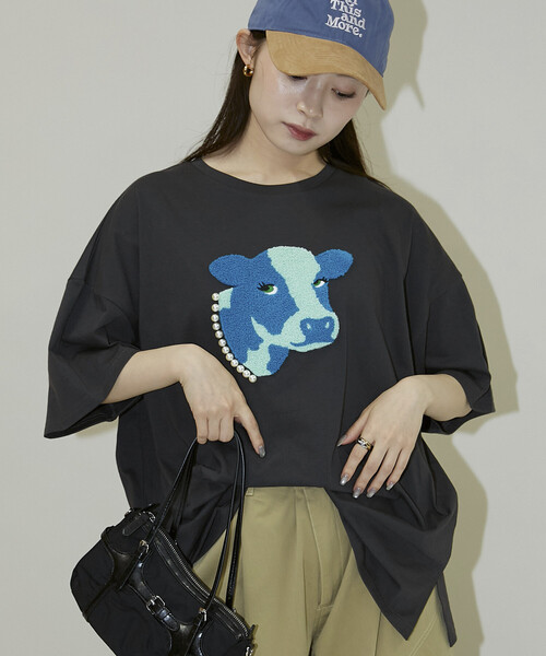PUBLUX（パブリュクス） tシャツ 半袖 パール付 牛 相良刺繍 ビッグ T