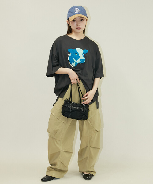 PUBLUX（パブリュクス） tシャツ 半袖 パール付 牛 相良刺繍 ビッグ T