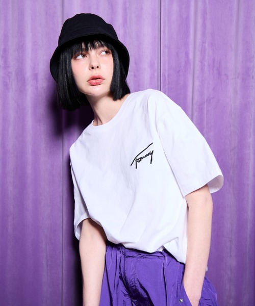 TOMMY JEANS tシャツ 「ユニセックス」レギュラーシグネチャーT
