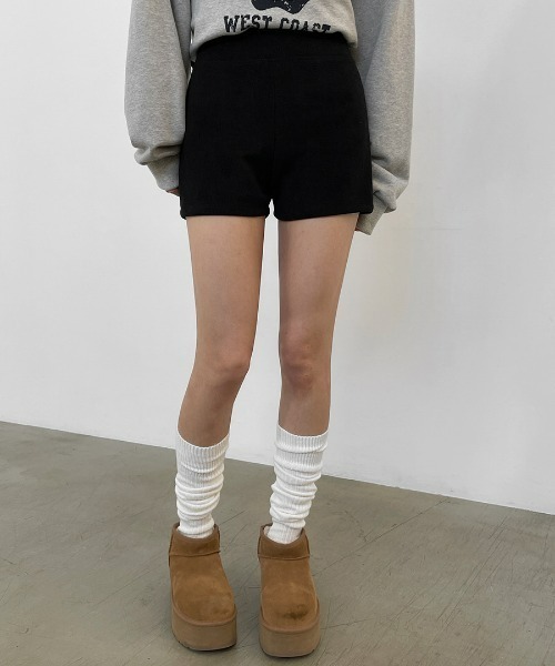 MOUSSY VELVET MICRO ショーツ BLK VELVET MICRO ショーツ｜マウジーの