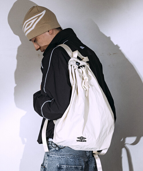 UMBRO■Corduroy Banana Bag ■送料込 UMBRO□Corduroy Banana Bag □送料込 (UMBRO/ショルダーバッグ