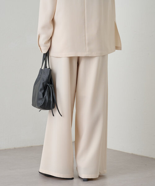 glamb イージークロップドヘムタックパンツ glamb（グラム）の「Easy cropped hem tack pants / イージー