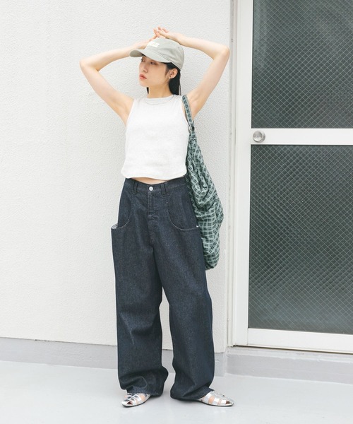 KBF（ケービーエフ） タンクトップ ノースリーブ クロップドタンク