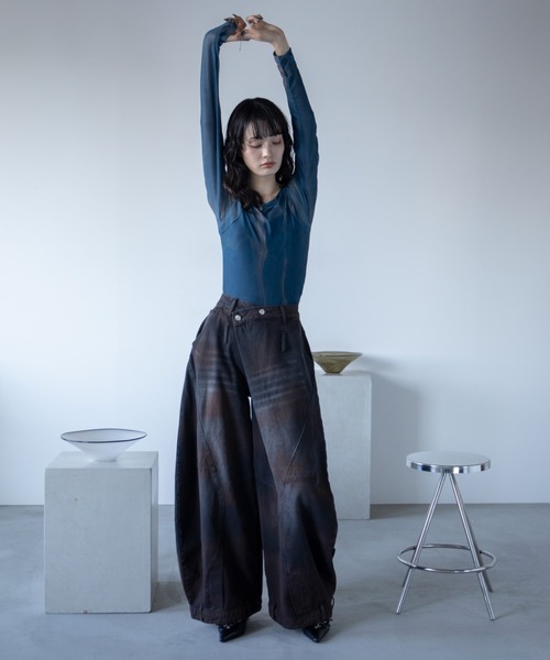 tシャツ アート柄スクエアネックシアートップス/新色追加 レディース