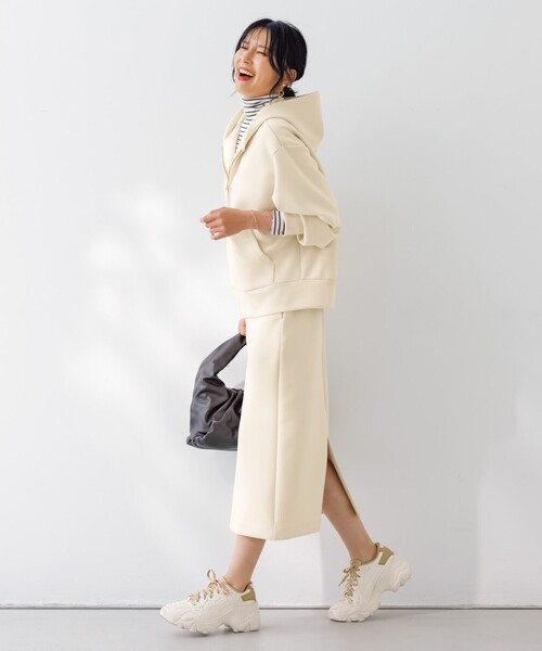 「UNFILO」 ジップアップパーカー MEDIUM ベージュ レディース_画像2
