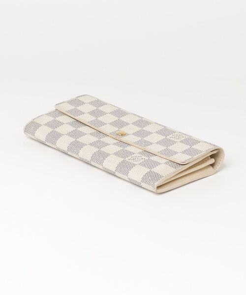 LOUIS VUITTON ホワイトレザー 三つ折り財布 ゴールド最終値下げ LOUIS VUITTON（ルイ・ヴィトン） 財布 - ホワイト レディース
