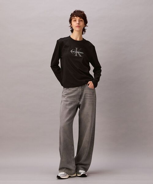   モノグラムロゴクルーネックロングスリーブカットソー Calvin Klein（カルバン・クライン） tシャツ 長袖Tシャツ