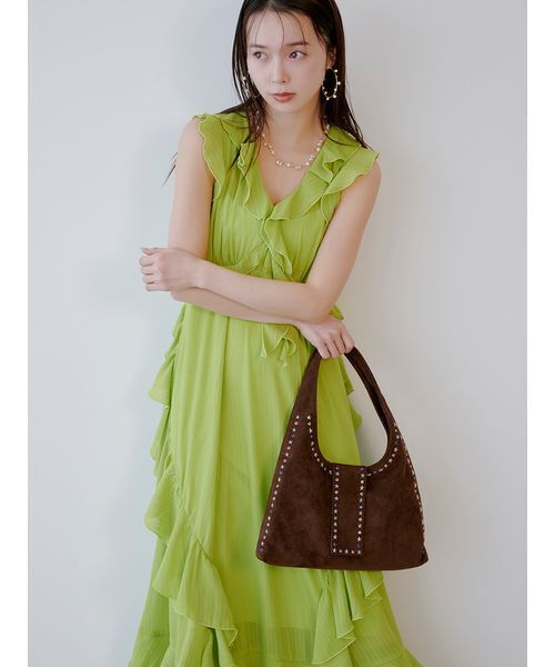 LILY BROWN（リリーブラウン） ワンピース ラッフルフリルフレア