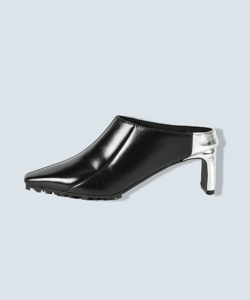 OMMO（オーエムエムオー） サンダル ミュール ASYMME METALLIC HEEL