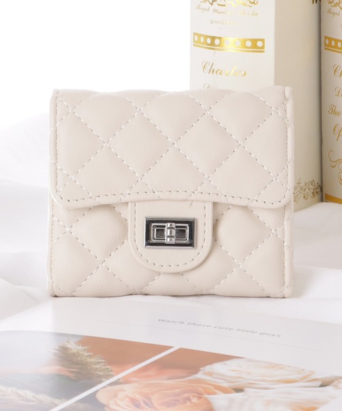 CHANEL 三つ折り財布 ホワイト キルティング 楽天市場】シャネル 財布 レディース キャビアスキン 三つ折り
