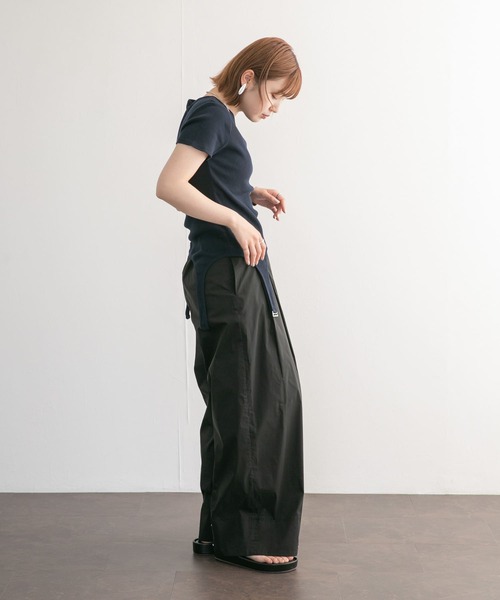レディース クロップド丈ガーターベルトトップス BEAMS COUTURE×Champion クロップド丈ガーターベルトトップス