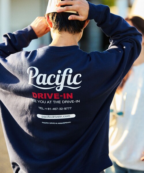 青 トレーナー グラフィックプリント FREAK'S STORE トレーナー スウェット 限定展開 Pacific DRIVE