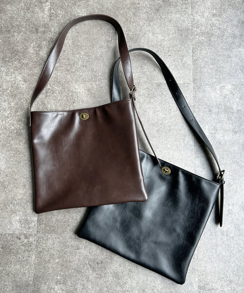 【Anne 】エナメルターンロックショルダーバッグ スモール ターンロック ショルダー バッグ womens. 18000